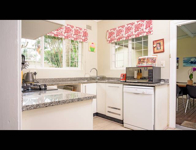 4 BEDROOM HOUSE FOR SALE IN COWIES HILL